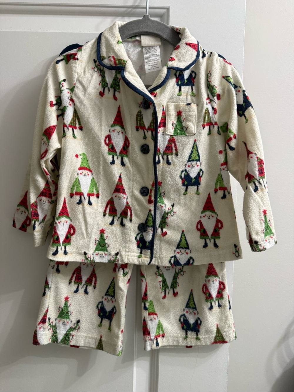 munki munki Cream Kids Pajama Set with Red & Green Gnomes